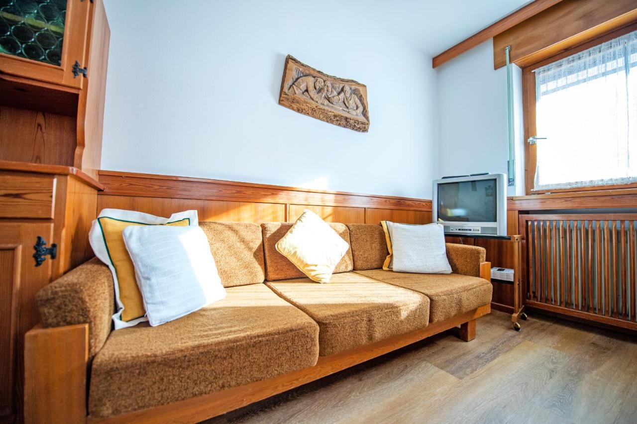 Apartments Cesa Bruma 오르띠세이 외부 사진